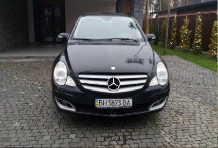 Автомобіль Mercedes Benz R500, легковий седан, чорний, держ.номер BН5873ВА, 2006 р.в., номер кузова 4JGCB75E46A030427, об’єм двигуна 4966, інв.номер 663